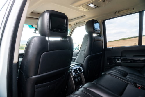 Land Rover Range Rover 44