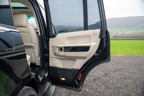Land Rover Range Rover 21