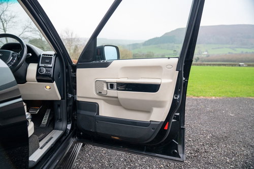 Land Rover Range Rover 17