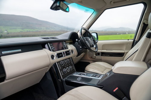 Land Rover Range Rover 44