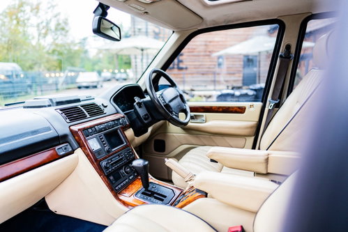 Land Rover Range Rover 22