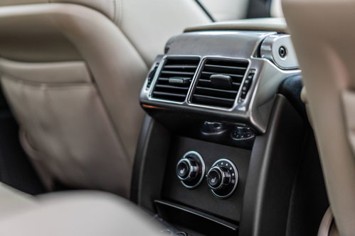 Land Rover Range Rover 21