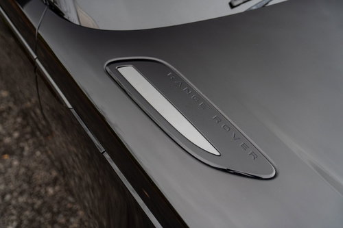 Land Rover Range Rover Velar 13
