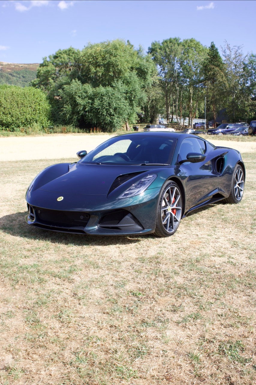 Lotus Emira