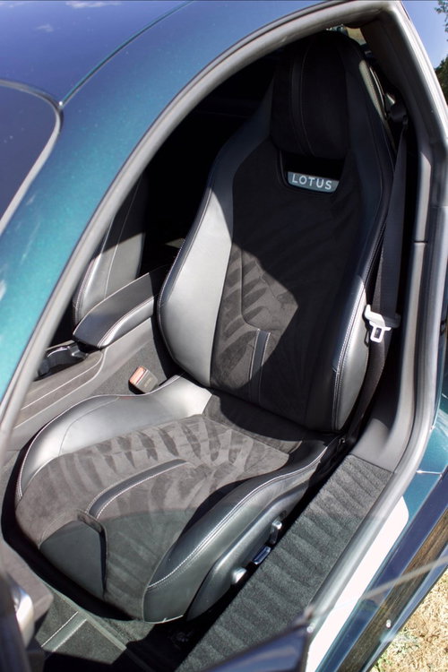 Lotus Emira 48