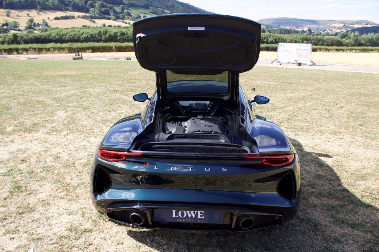 Lotus Emira