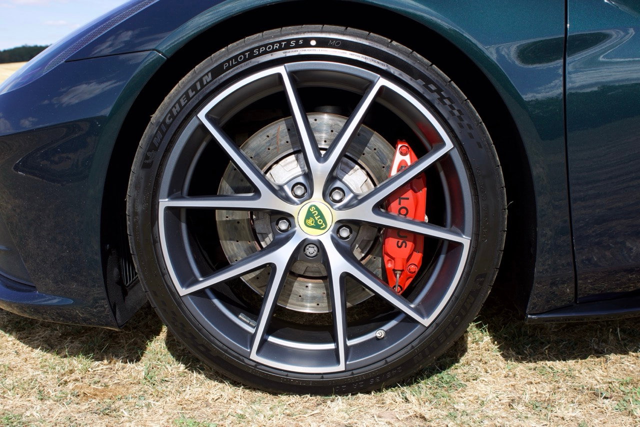 Lotus Emira