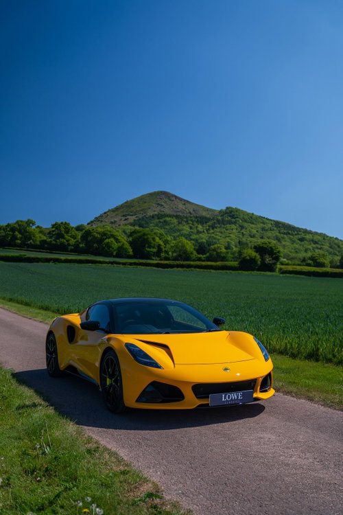 Lotus Emira 19