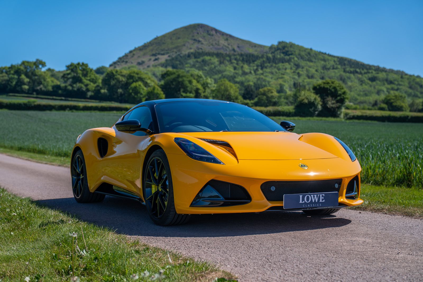 Lotus Emira
