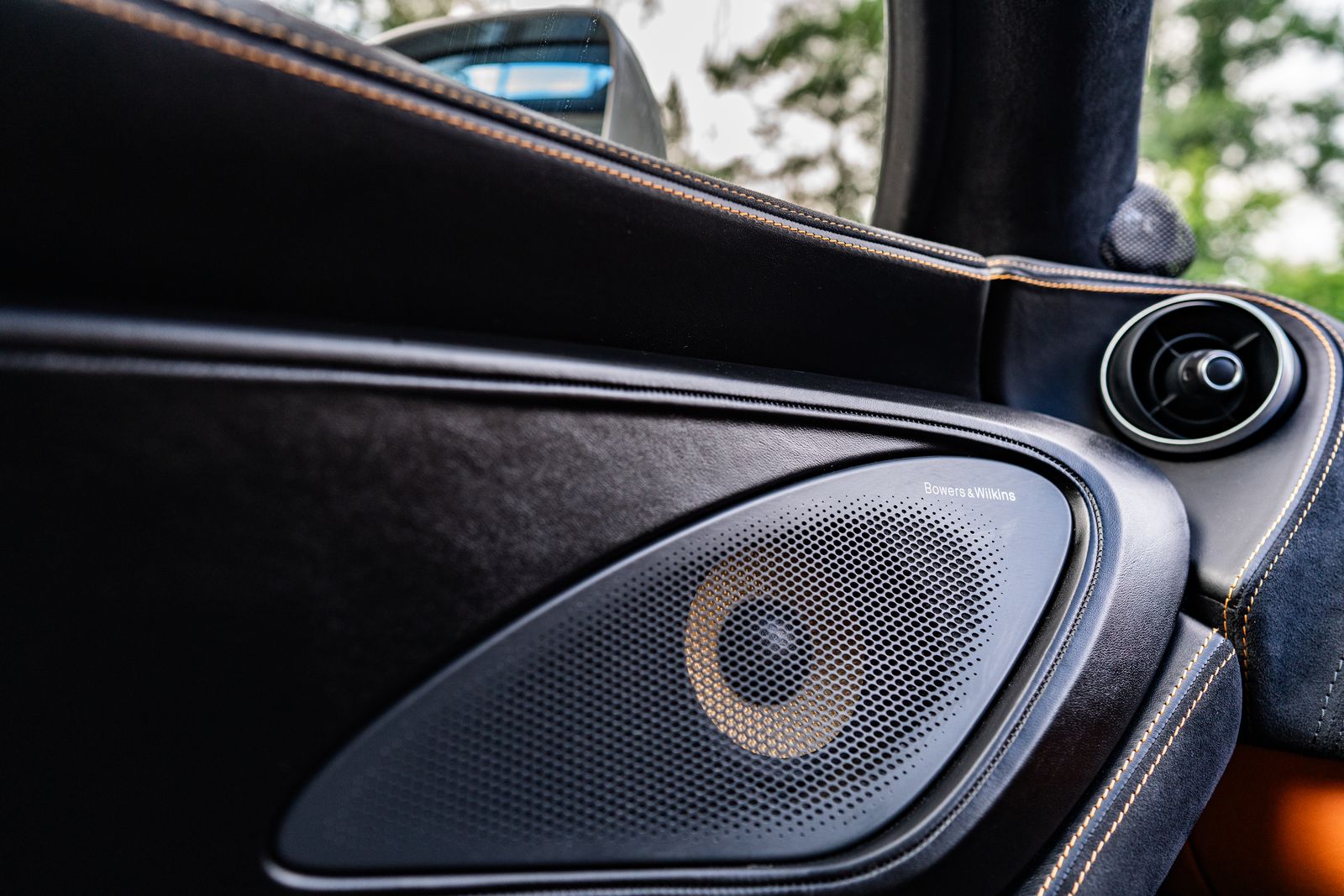 McLaren 570S