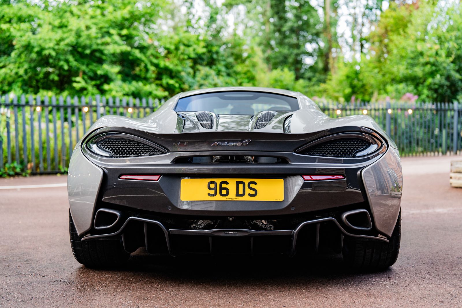 McLaren 570S