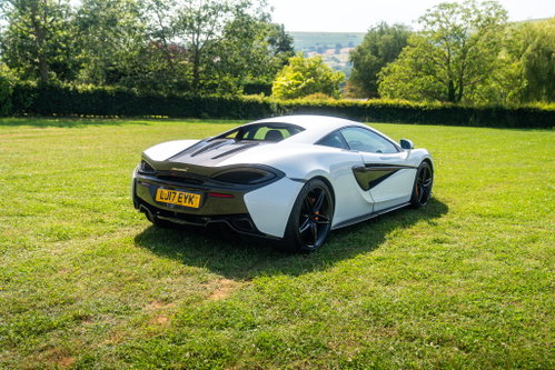 McLaren 570S 22