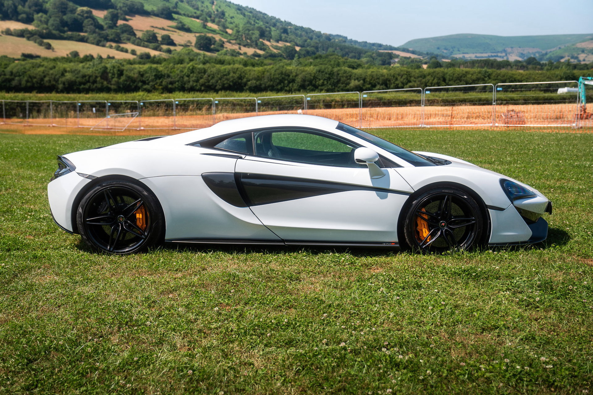 McLaren 570S