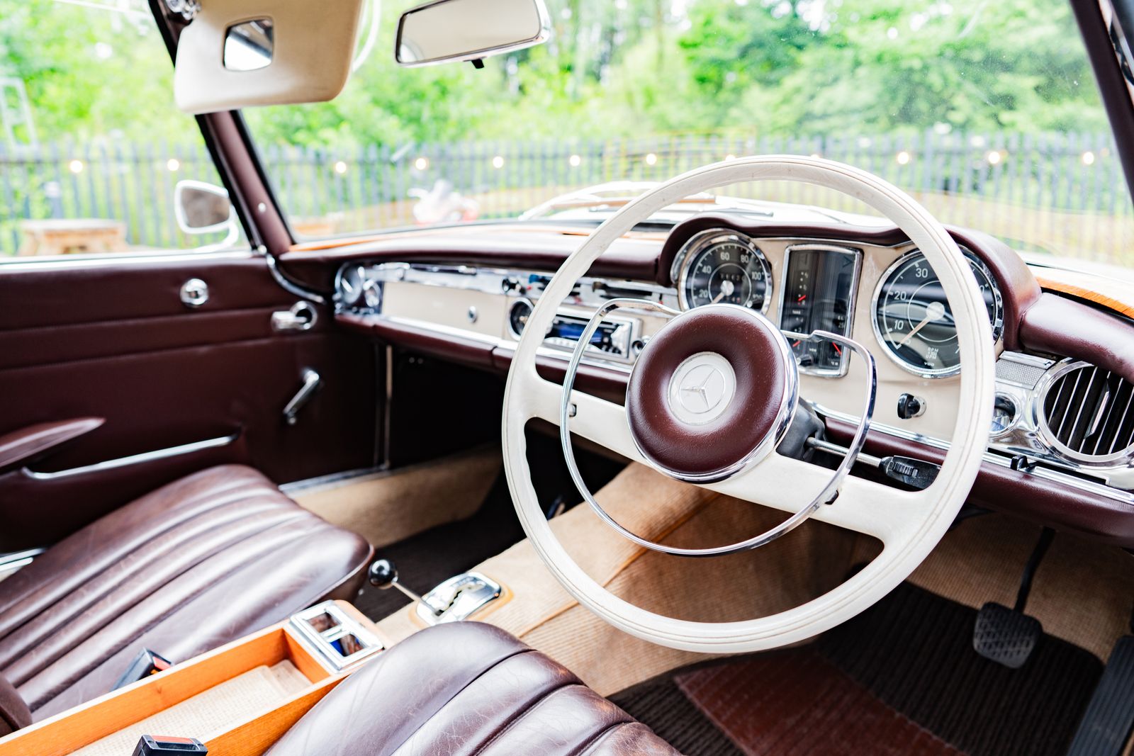 Mercedes 230 sl