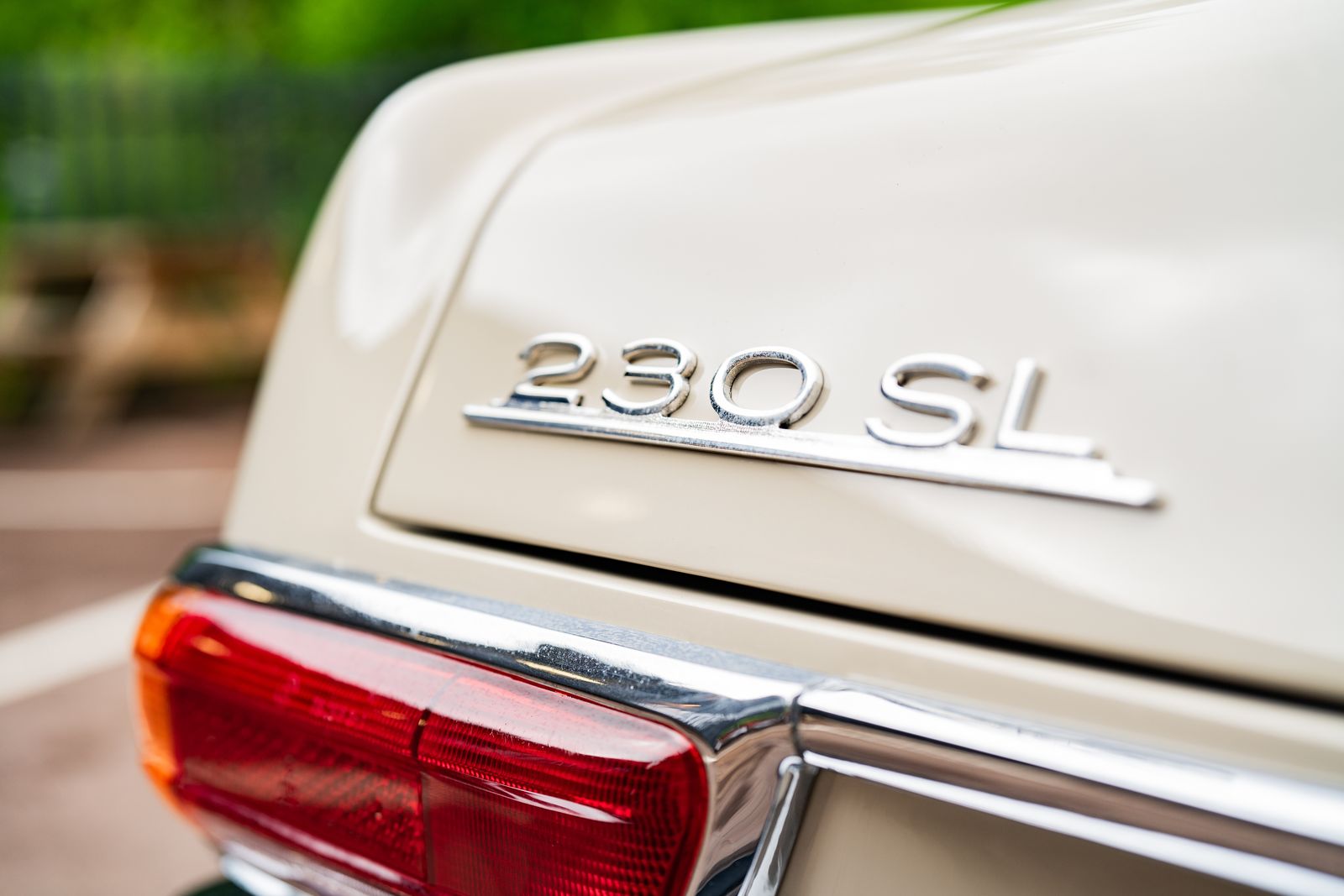 Mercedes 230 sl
