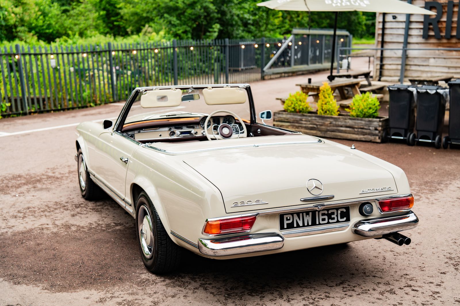 Mercedes 230 sl