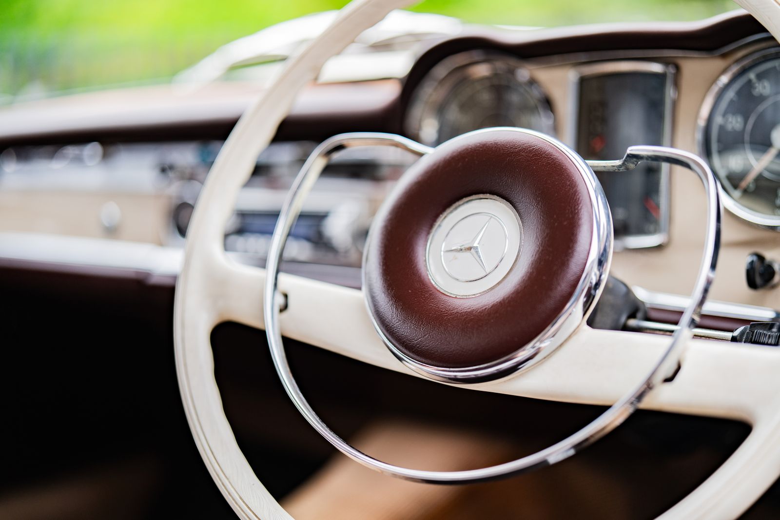 Mercedes 230 sl