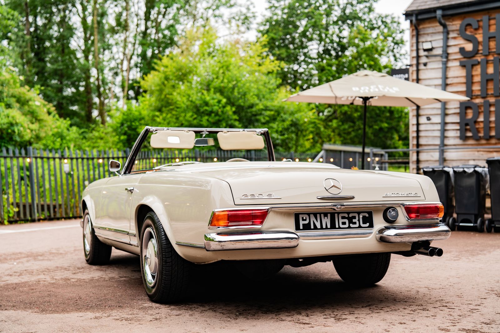 Mercedes 230 sl