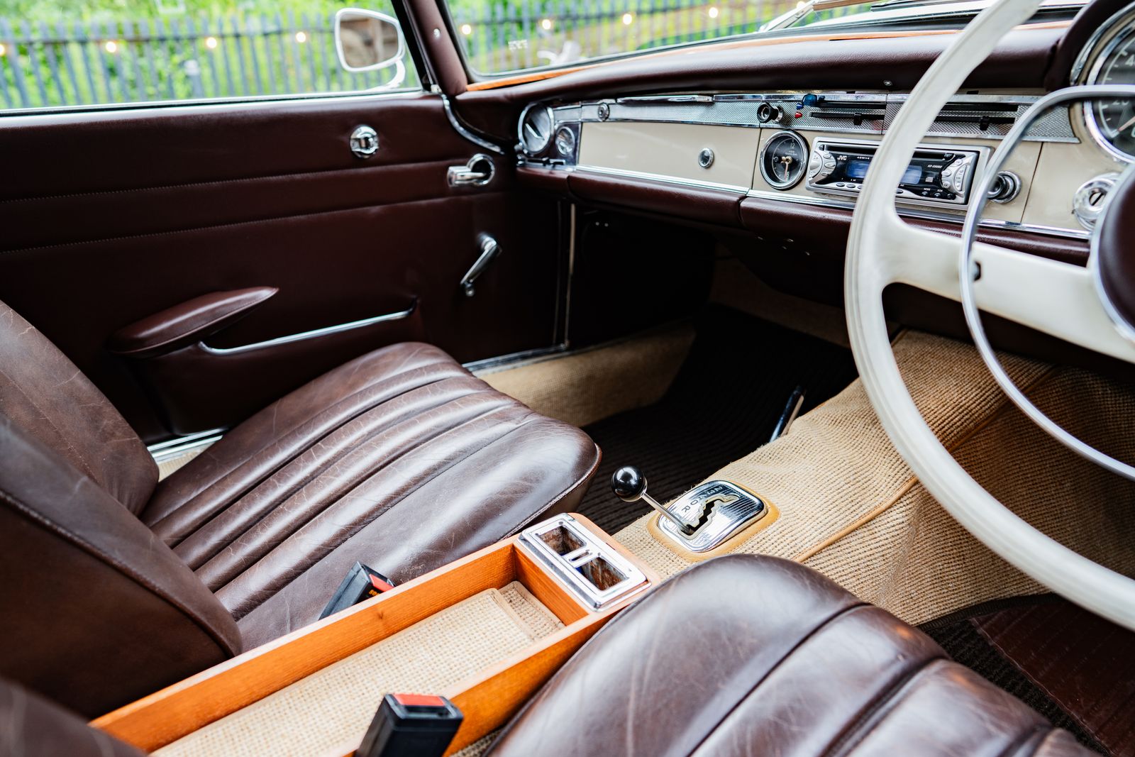 Mercedes 230 sl