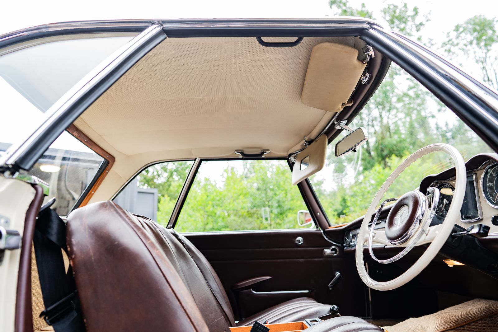 Mercedes 230 sl