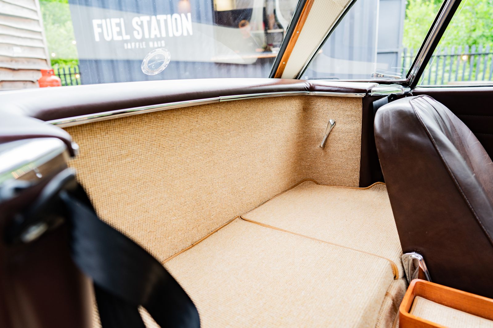 Mercedes 230 sl