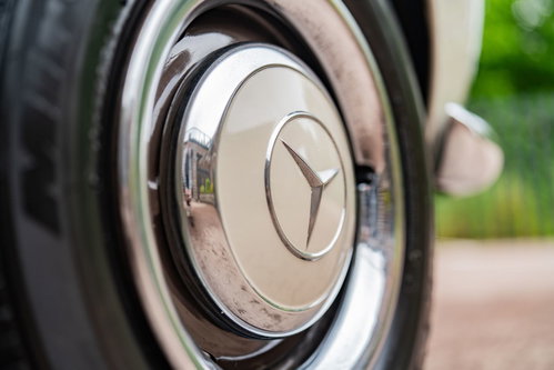 Mercedes 230 sl 7