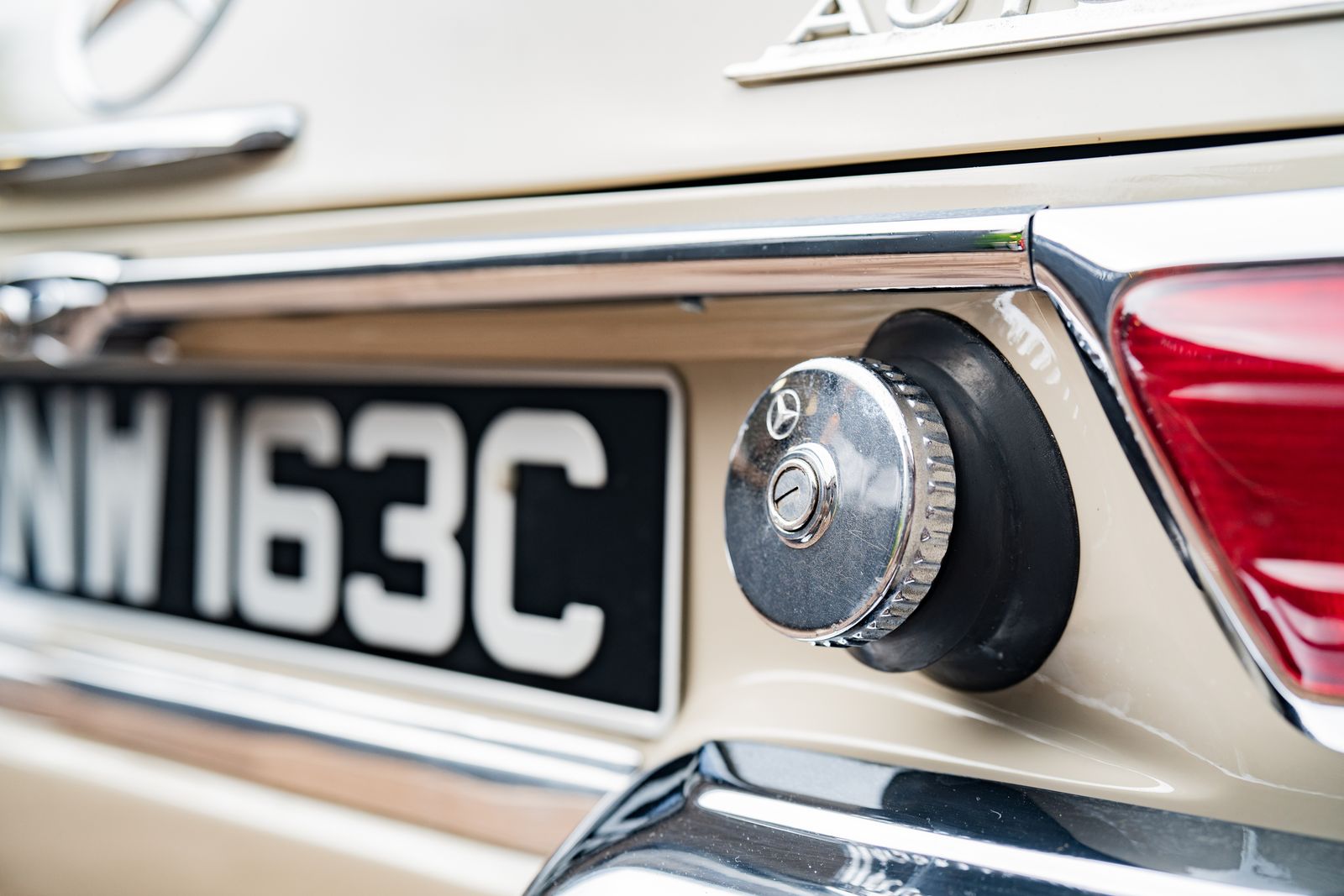 Mercedes 230 sl
