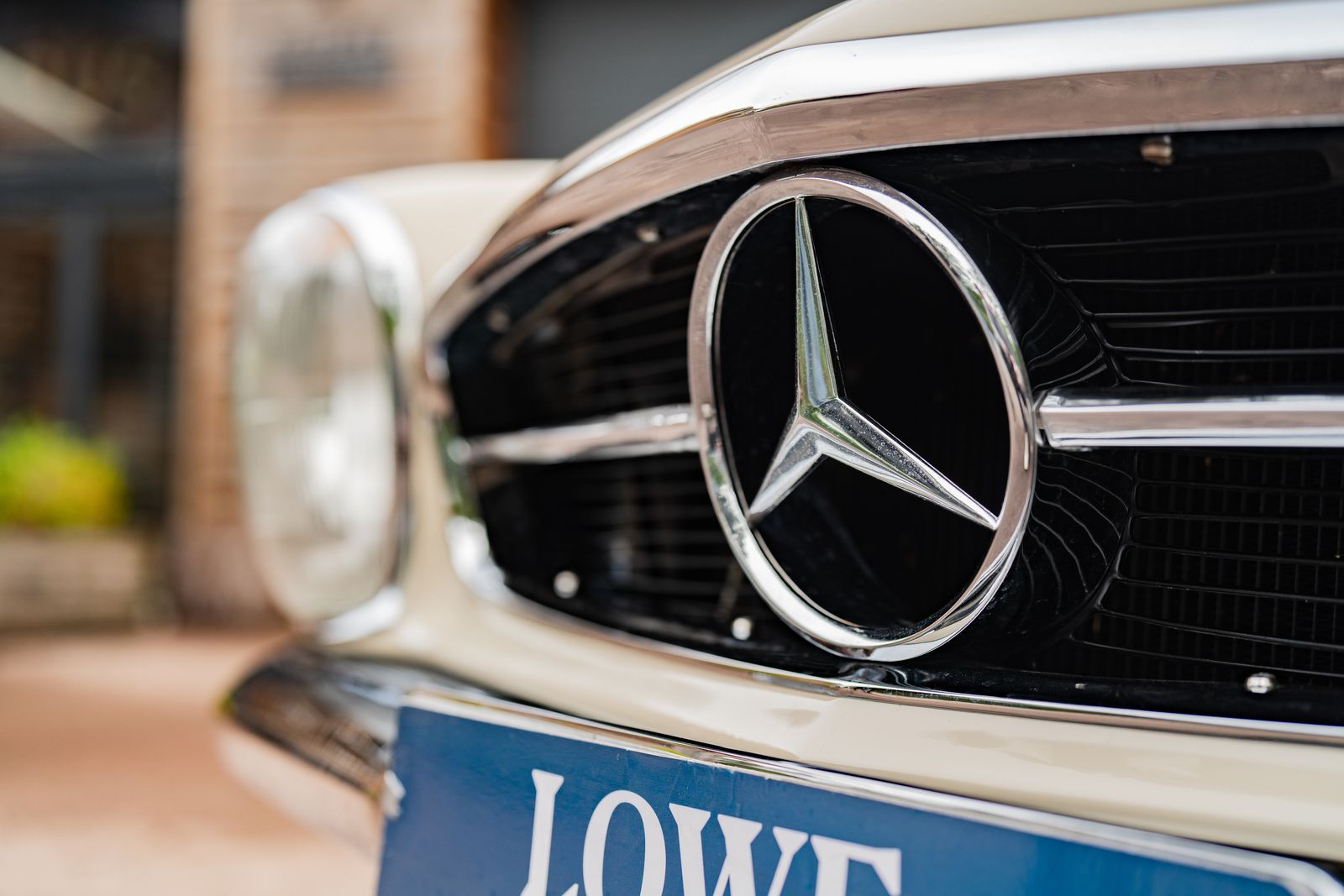 Mercedes 230 sl