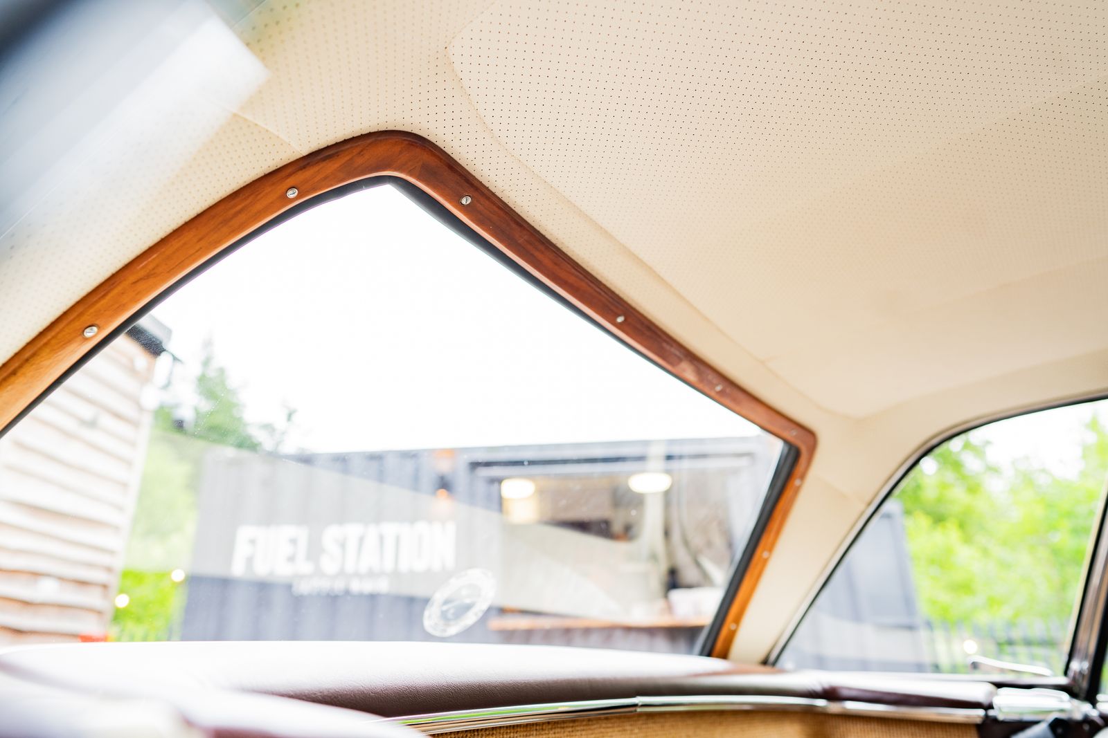 Mercedes 230 sl