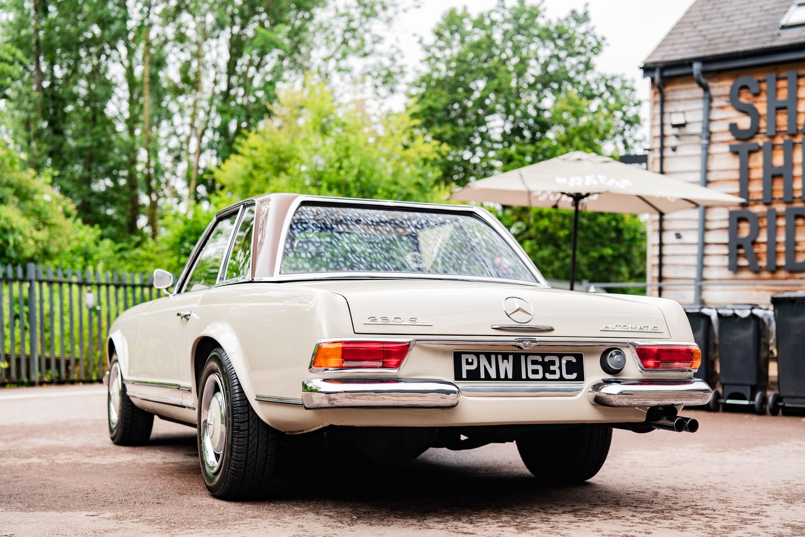 Mercedes 230 sl