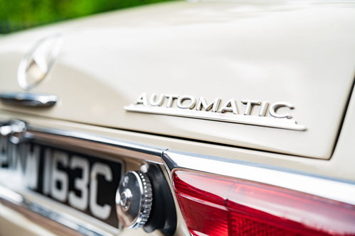 Mercedes 230 sl 31