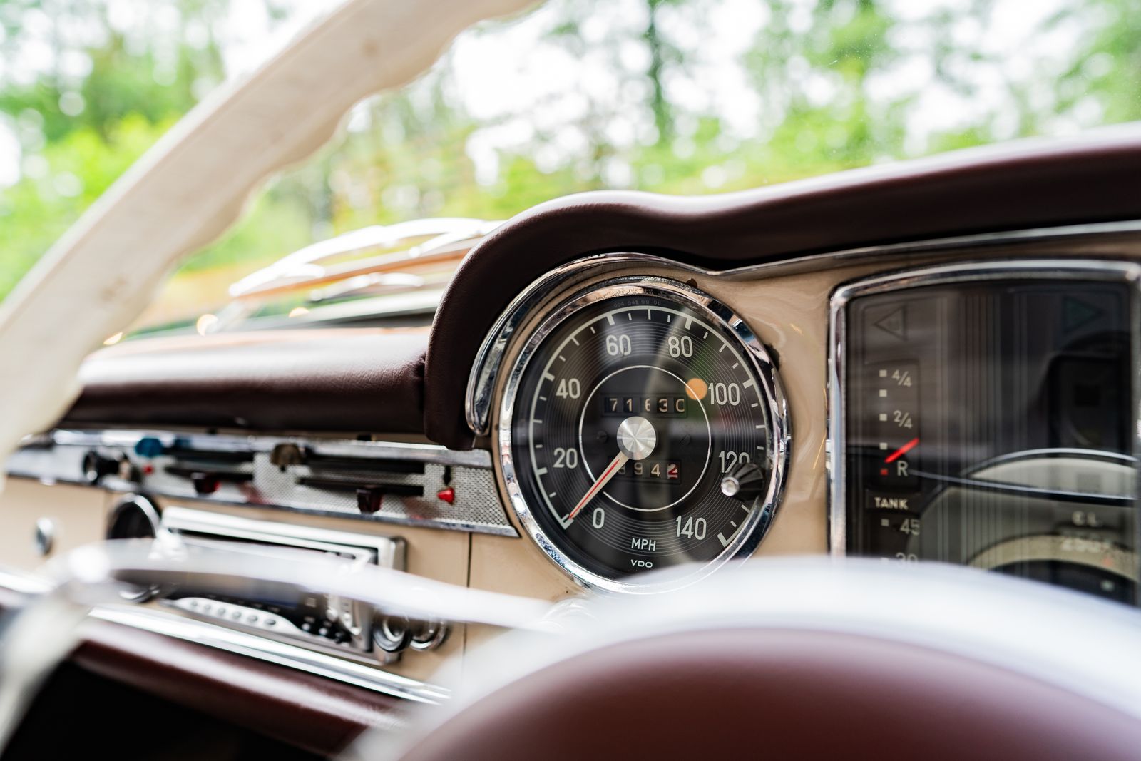 Mercedes 230 sl