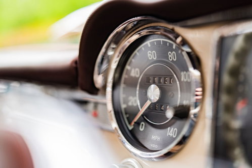 Mercedes 230 sl 10