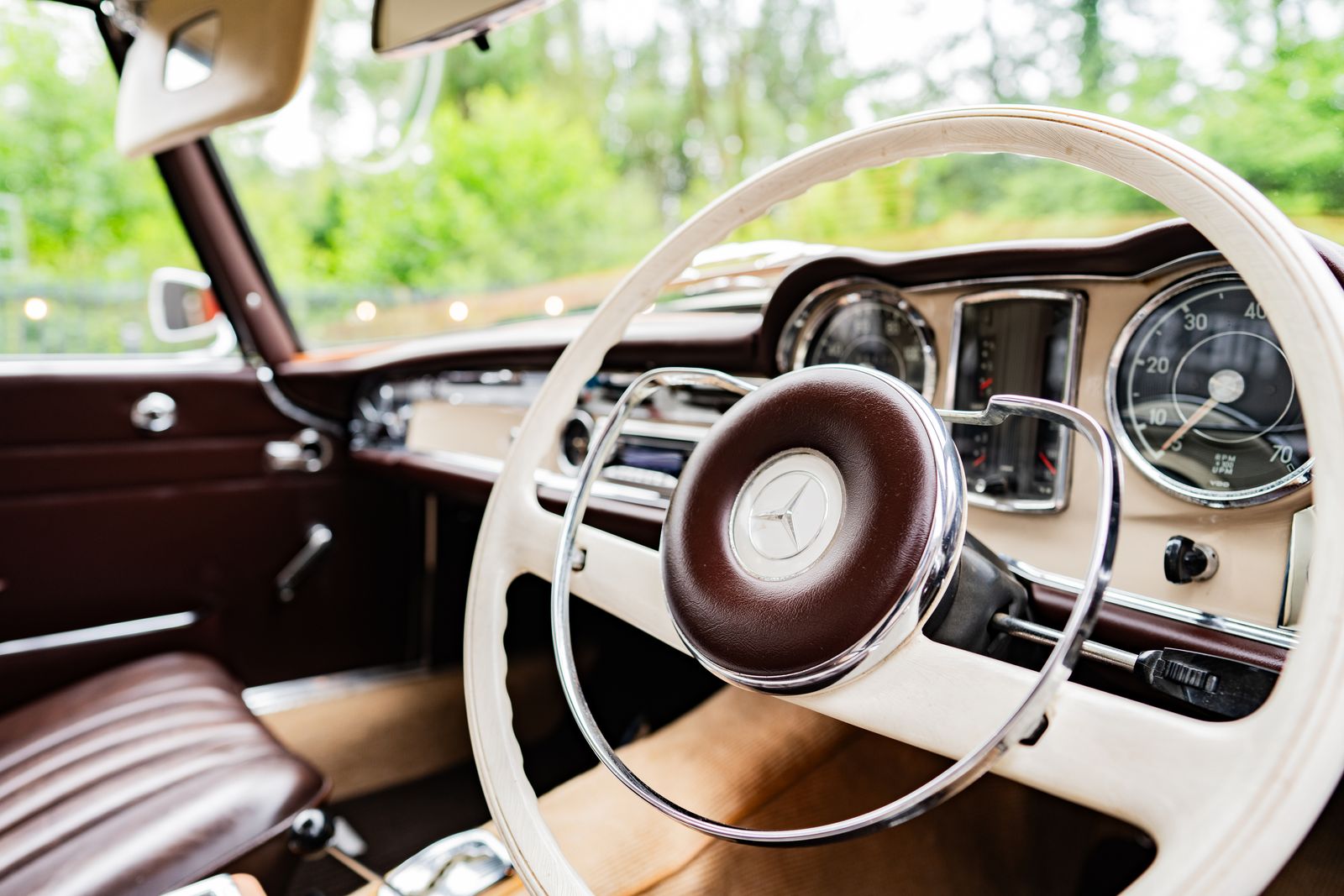 Mercedes 230 sl