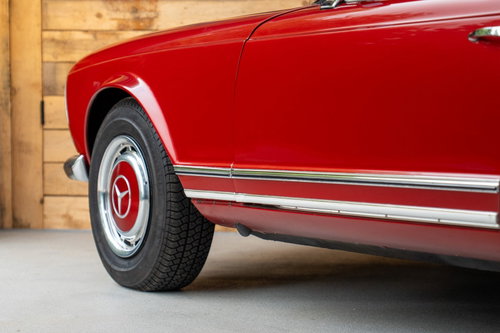 Mercedes 230 sl 10