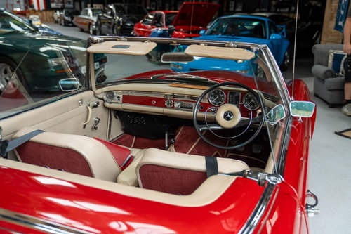 Mercedes 230 sl 21