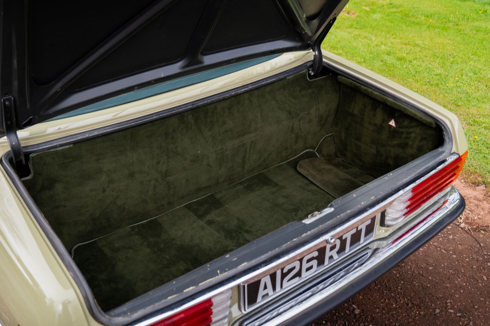 Mercedes 280 sl