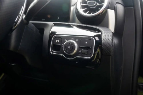Mercedes-Benz A Class 24