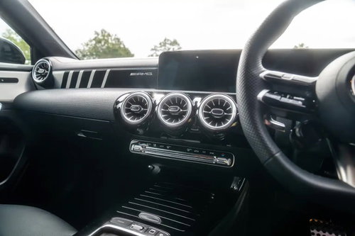 Mercedes-Benz A Class 19