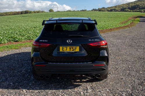 Mercedes-Benz GLA 7