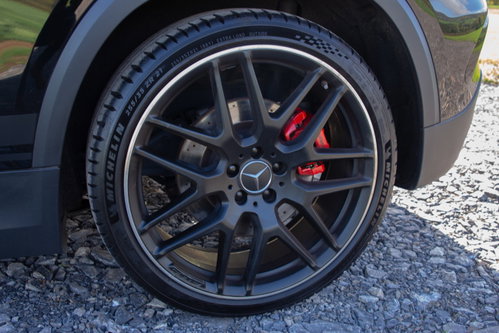 Mercedes-Benz GLA 19