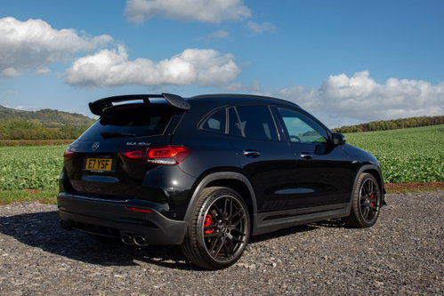 Mercedes-Benz GLA 6