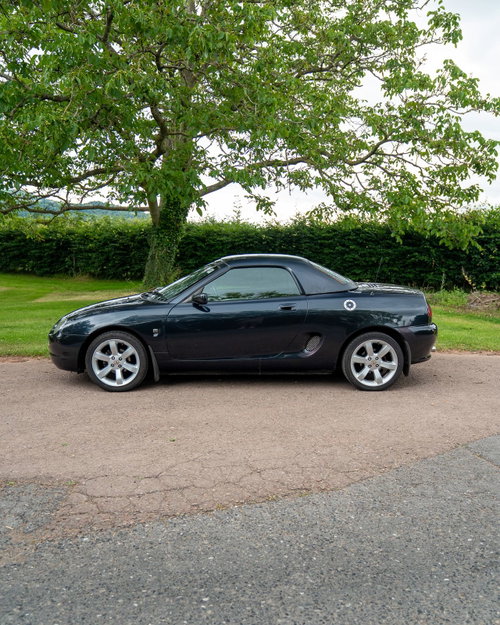 MG F 3