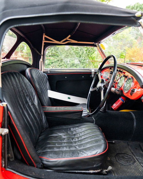 MG Roadster 12