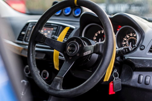 Mitsubishi Lancer 16