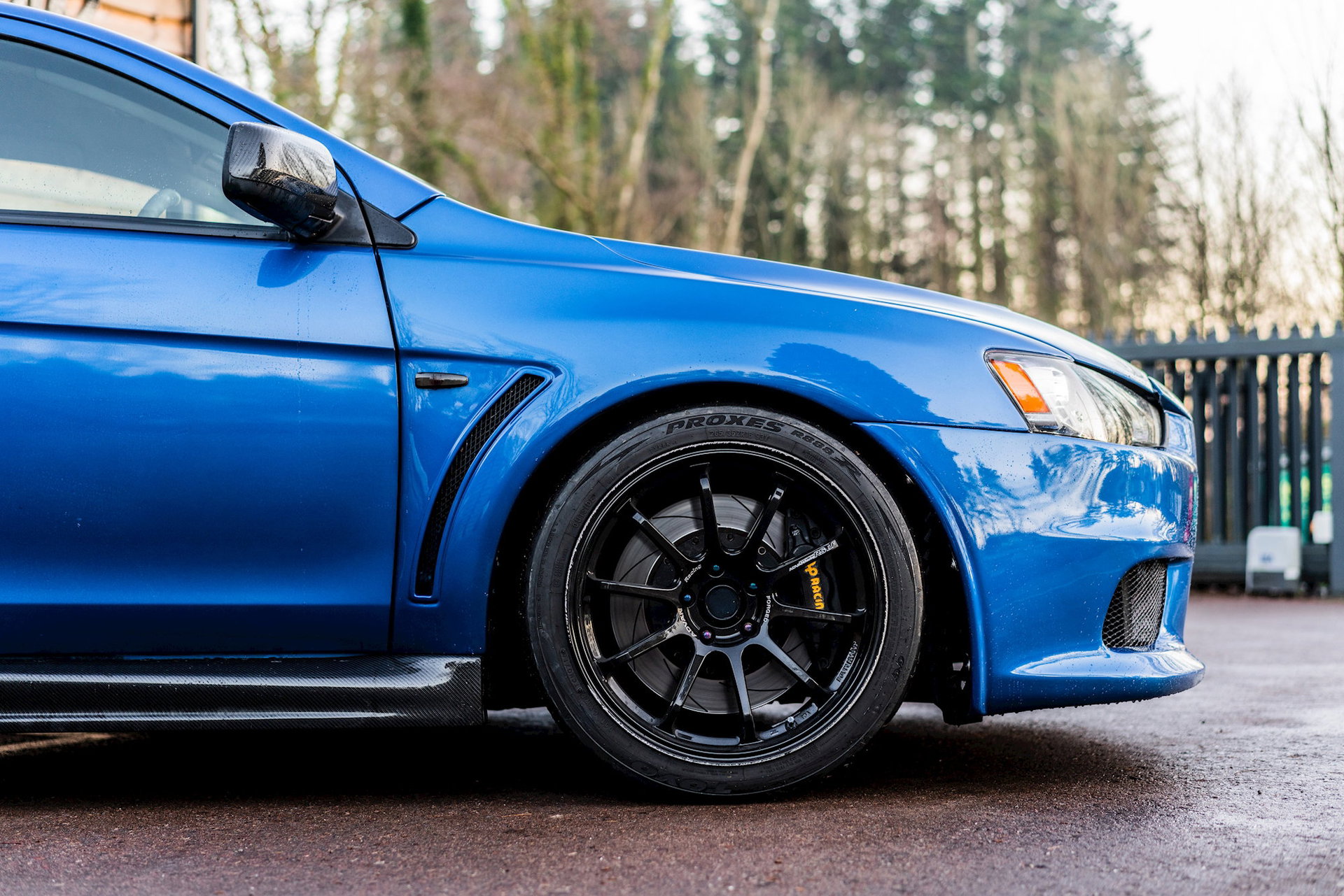 Mitsubishi Lancer