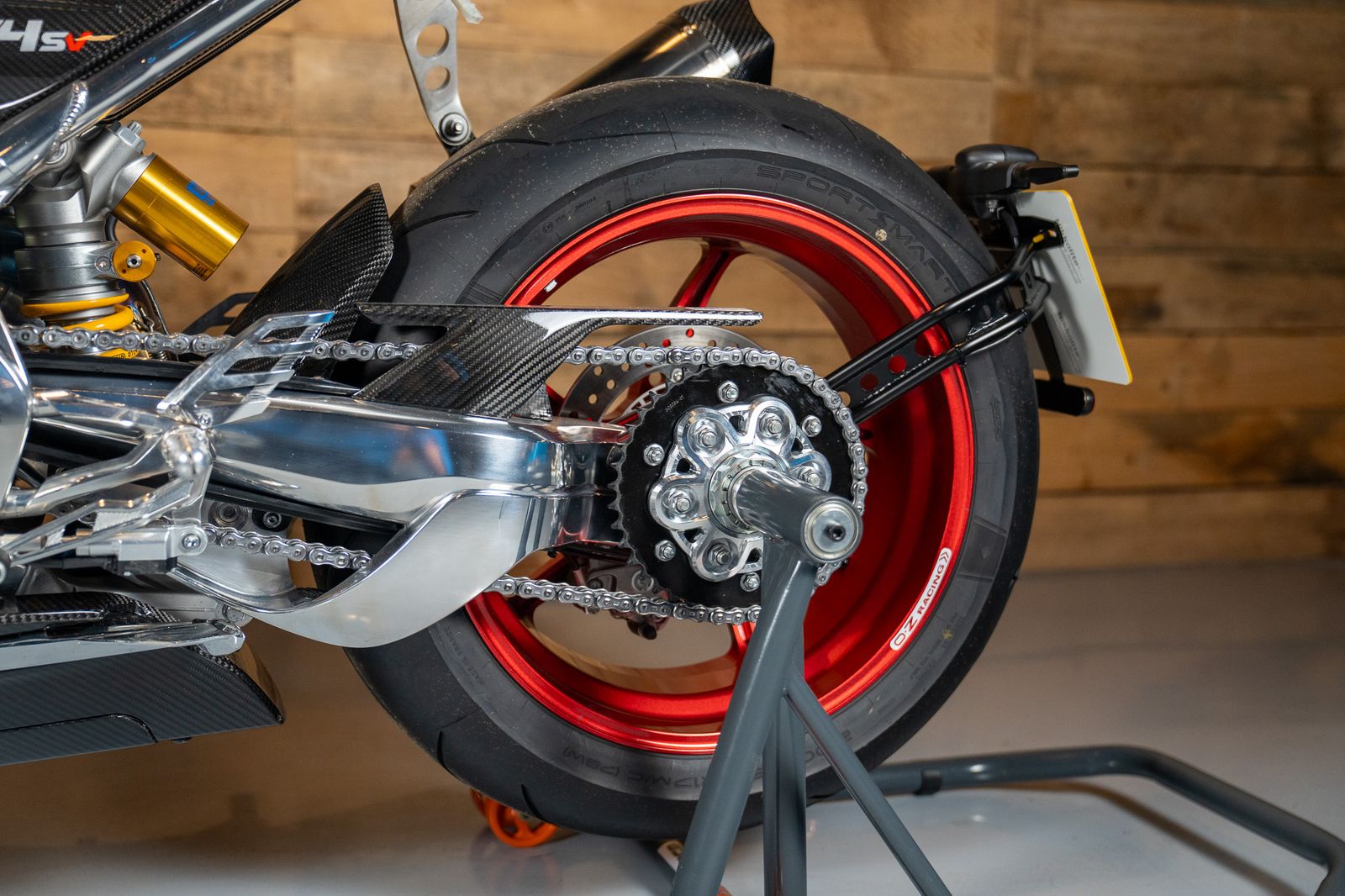 Norton V4 sv