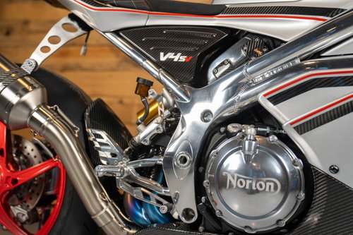 Norton V4 sv 25