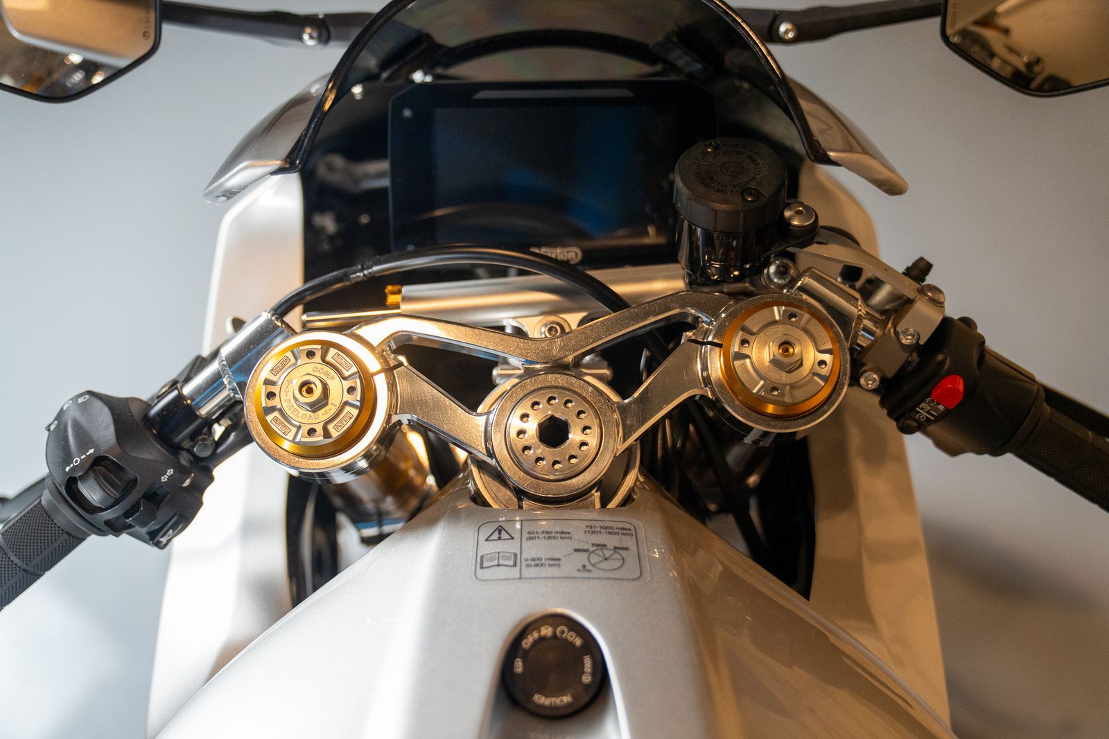 Norton V4 sv