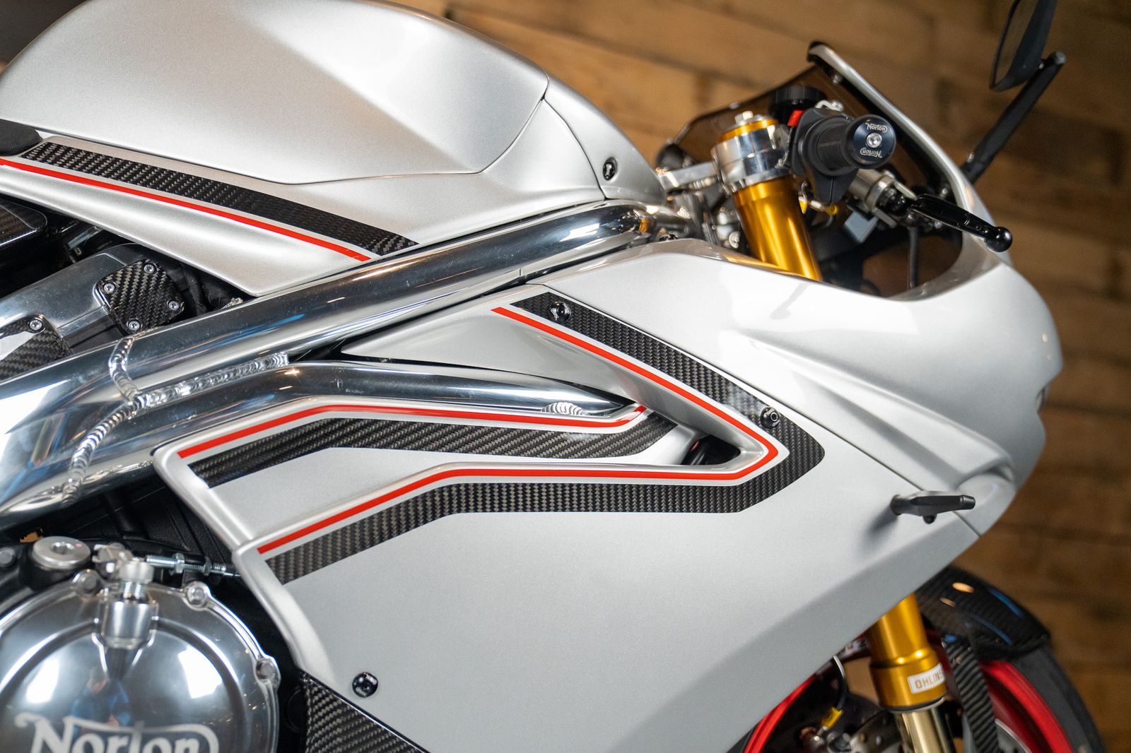 Norton V4 sv